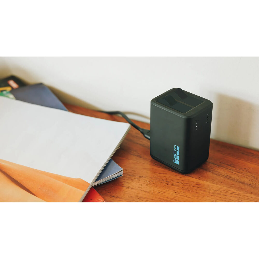 GoProDual-BatteryChargerwithTwoEnduroBatteries