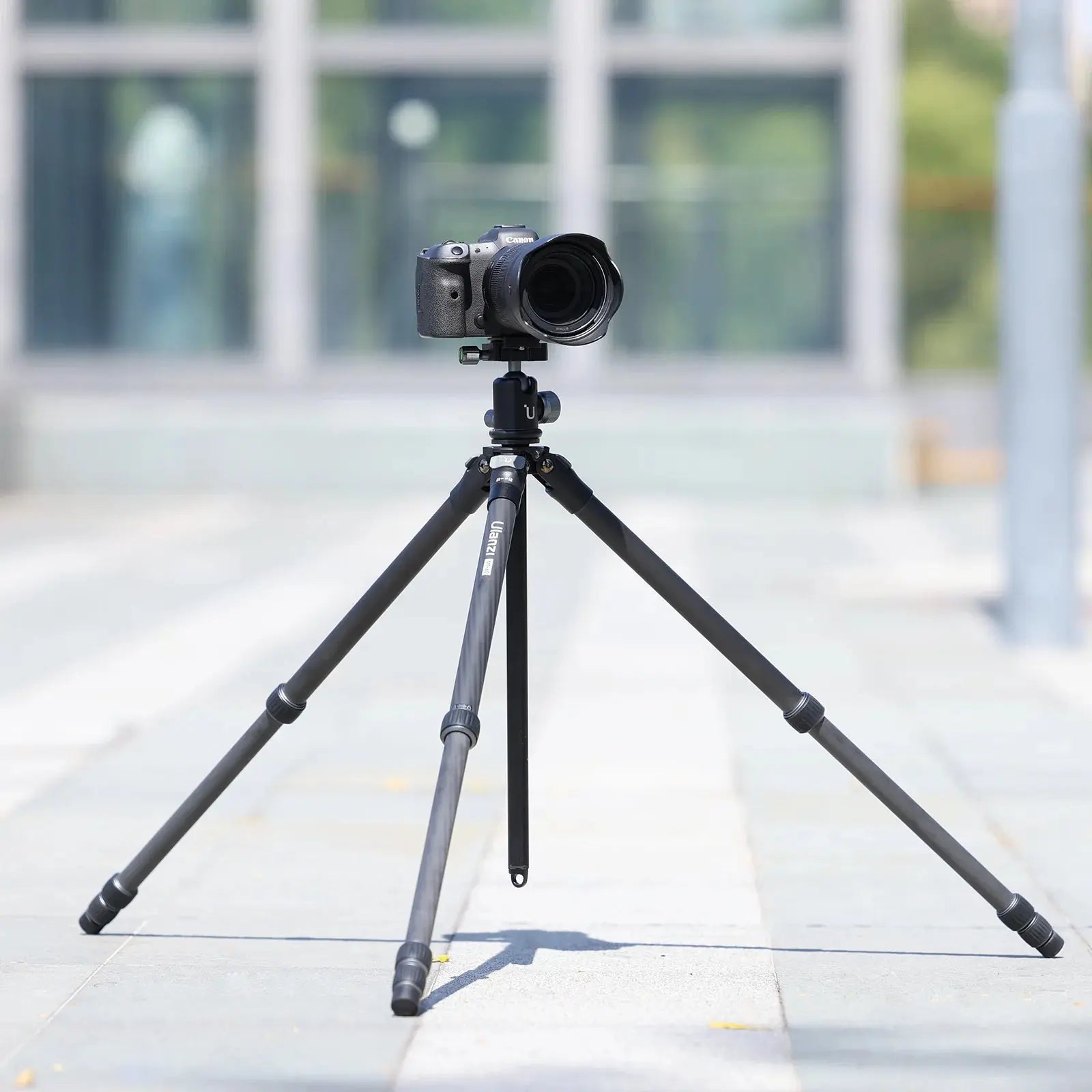 ULANZI MT-60 Carbon Fiber Tripod 63.77" Professional Travel Stand Ulanzi