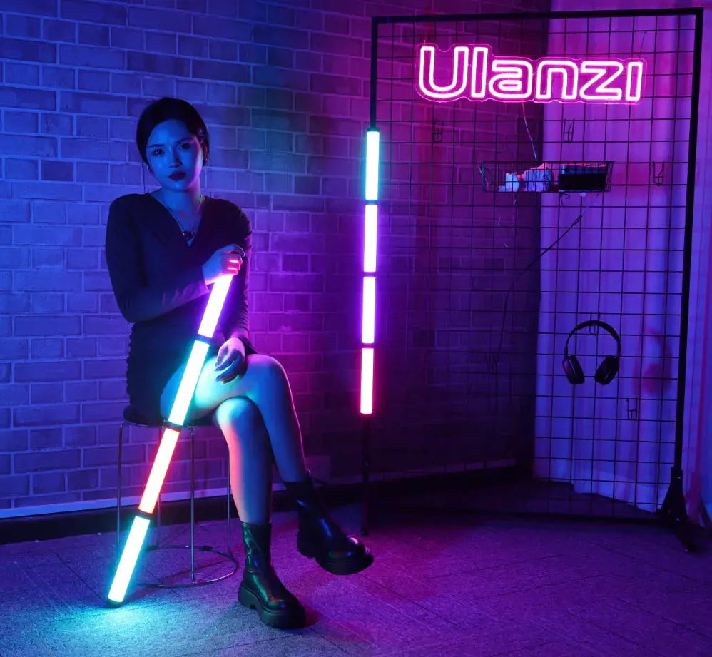 Ulanzi VL110 RGB Magnetic Tube Light 24cm Portable Fill Lamp (R095) Ulanzi