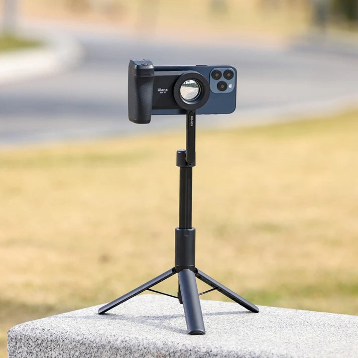 Ulanzi MA35 MagSafe Bluetooth Camera Grip